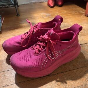 ASICS Women's Gel Nimbus running sneakers